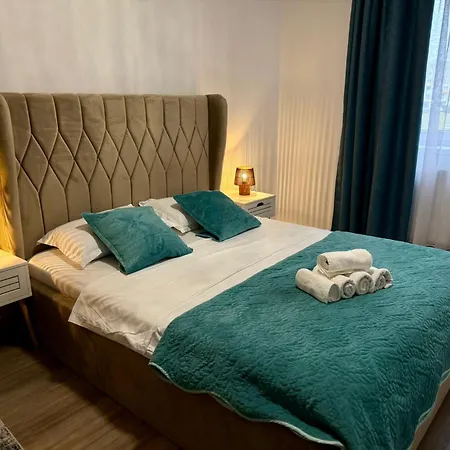 Divine Bv Апартаменты Брашов