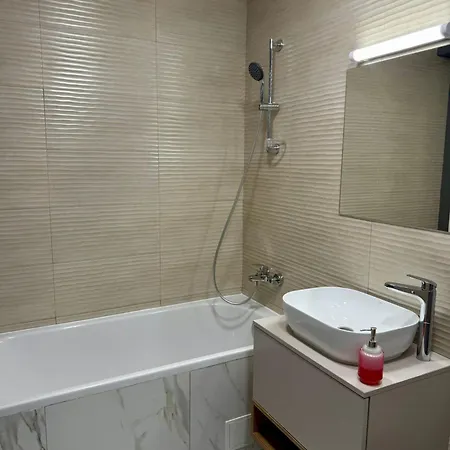 Divine Bv Брашов